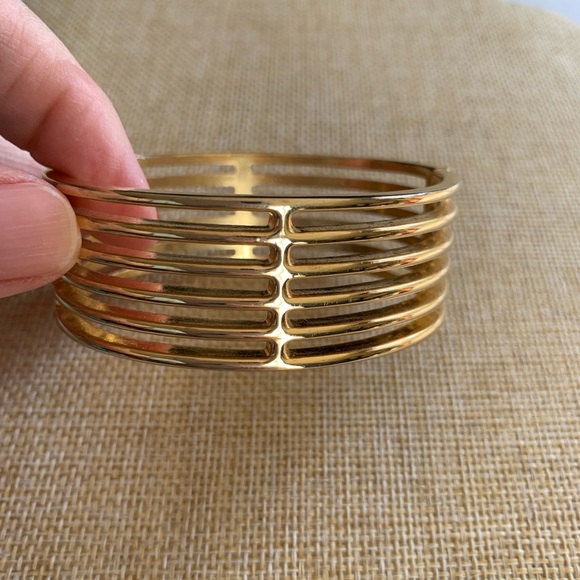 Elegant Vintage Gold Bracelet in excellent condition - Picture 5 of 7